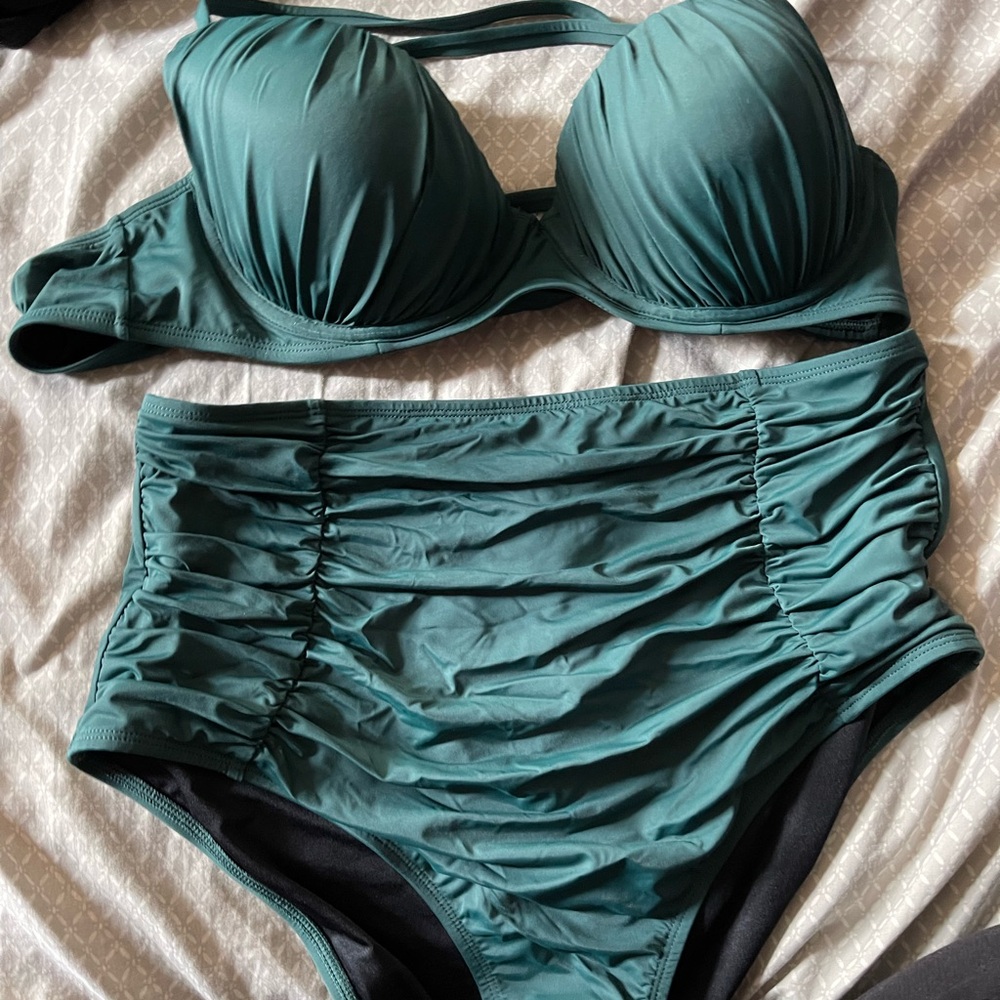 NWT Cupshe XL Bikini